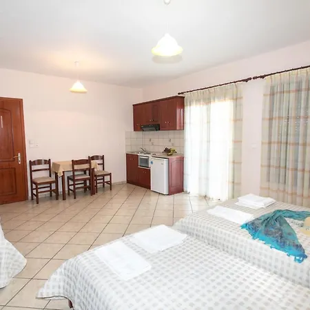 Lady Elena Hotel Ammoudia Exterior photo