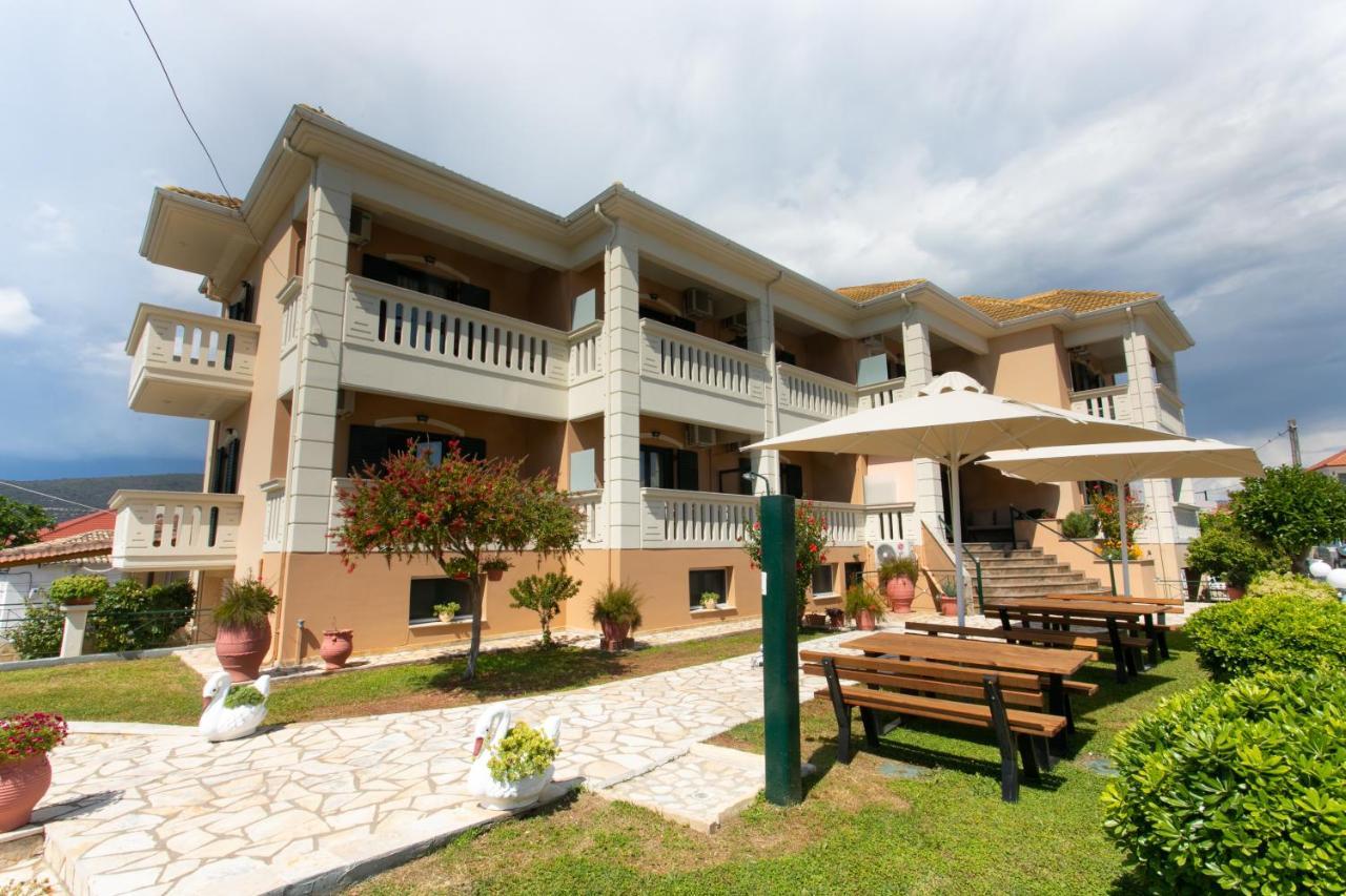 Lady Elena * Ammoudia